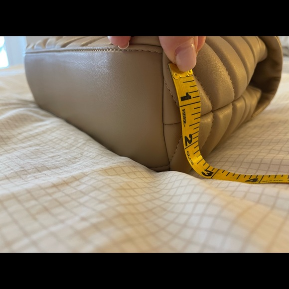 Classy nude vegan leather soft quilted purse - Picture 9 of 10